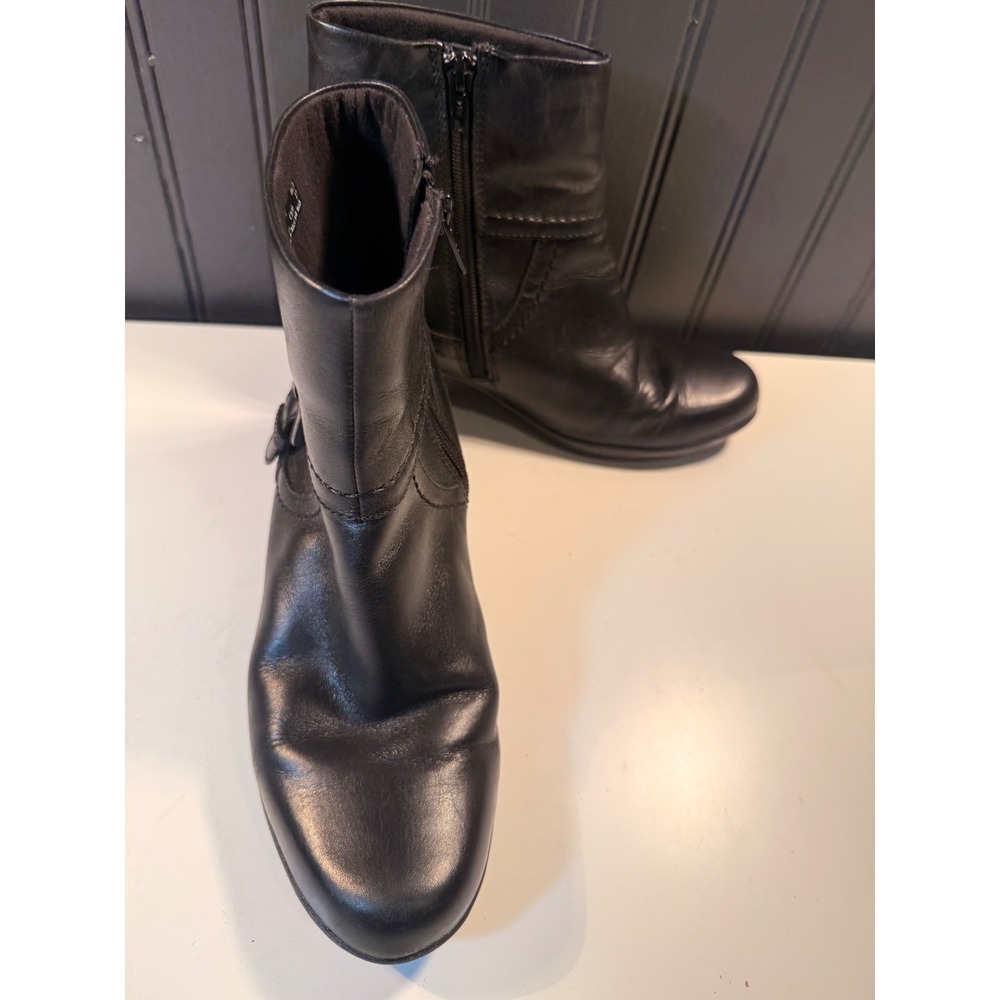 Clarks Womens Black Leather Ankle Boots Buckle Side Zip Booties 66776 Size 8M